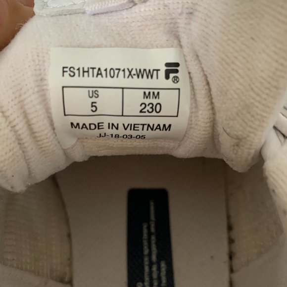 Fila Disrupter - Picture 5 of 8